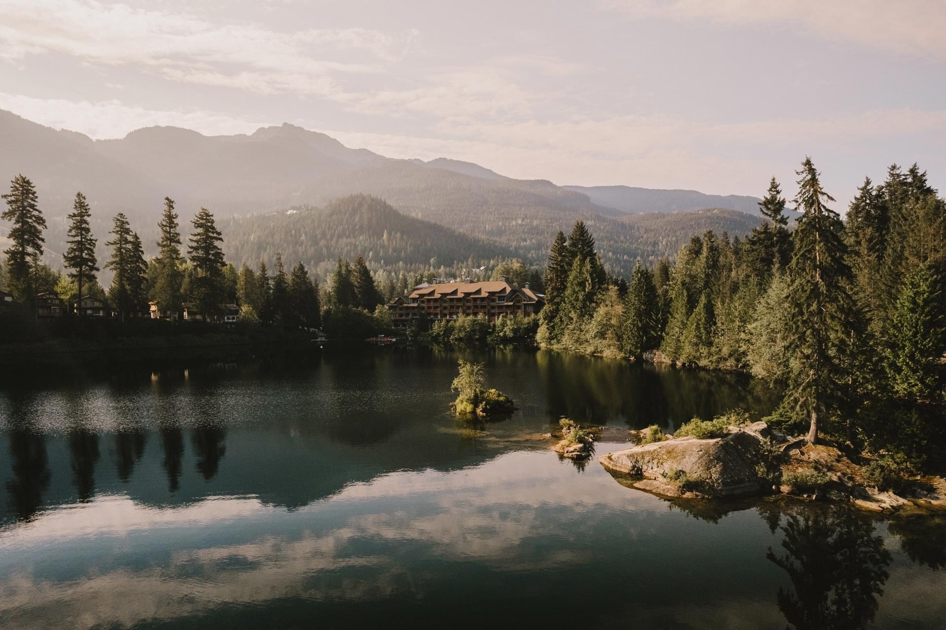 Nita Lake Lodge — Venues — Whistler, Vancouver Island (photo 1)