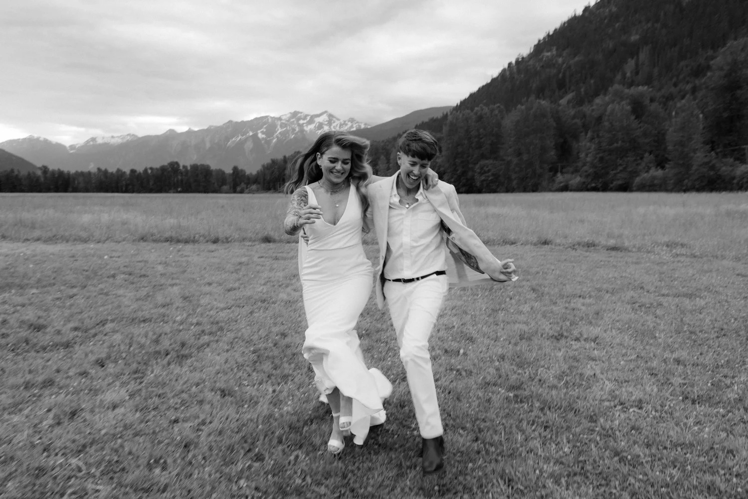 Shari + Mike Photographers