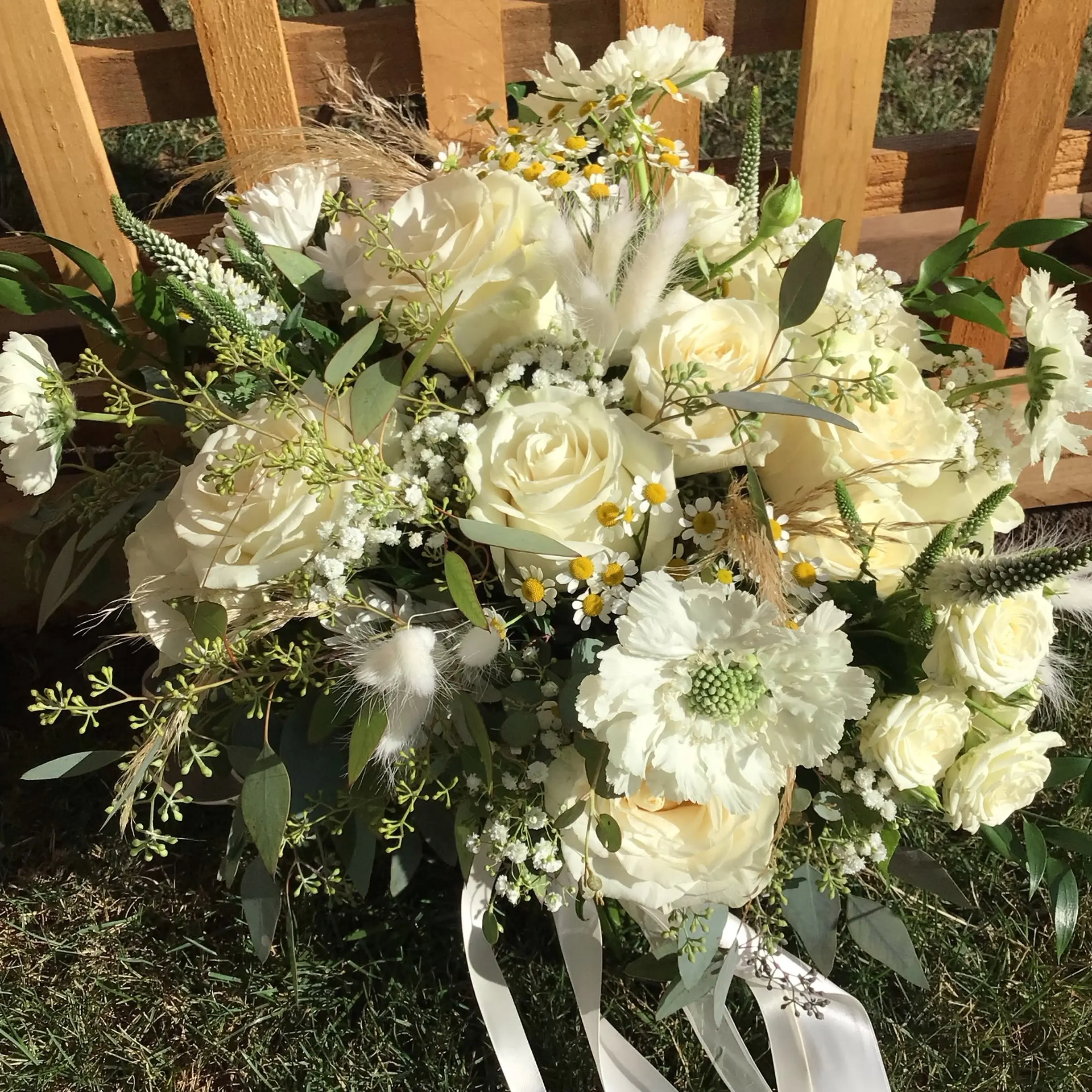 Fresh N Fabulous Flowers and Gifts - Florists - Parksville / Qualicum Beach, Vancouver Island (photo 1)
