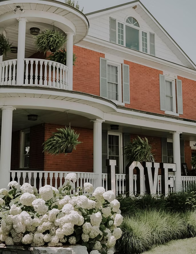 Moorhouse Estates - Venues - London, Ontario (photo 1)