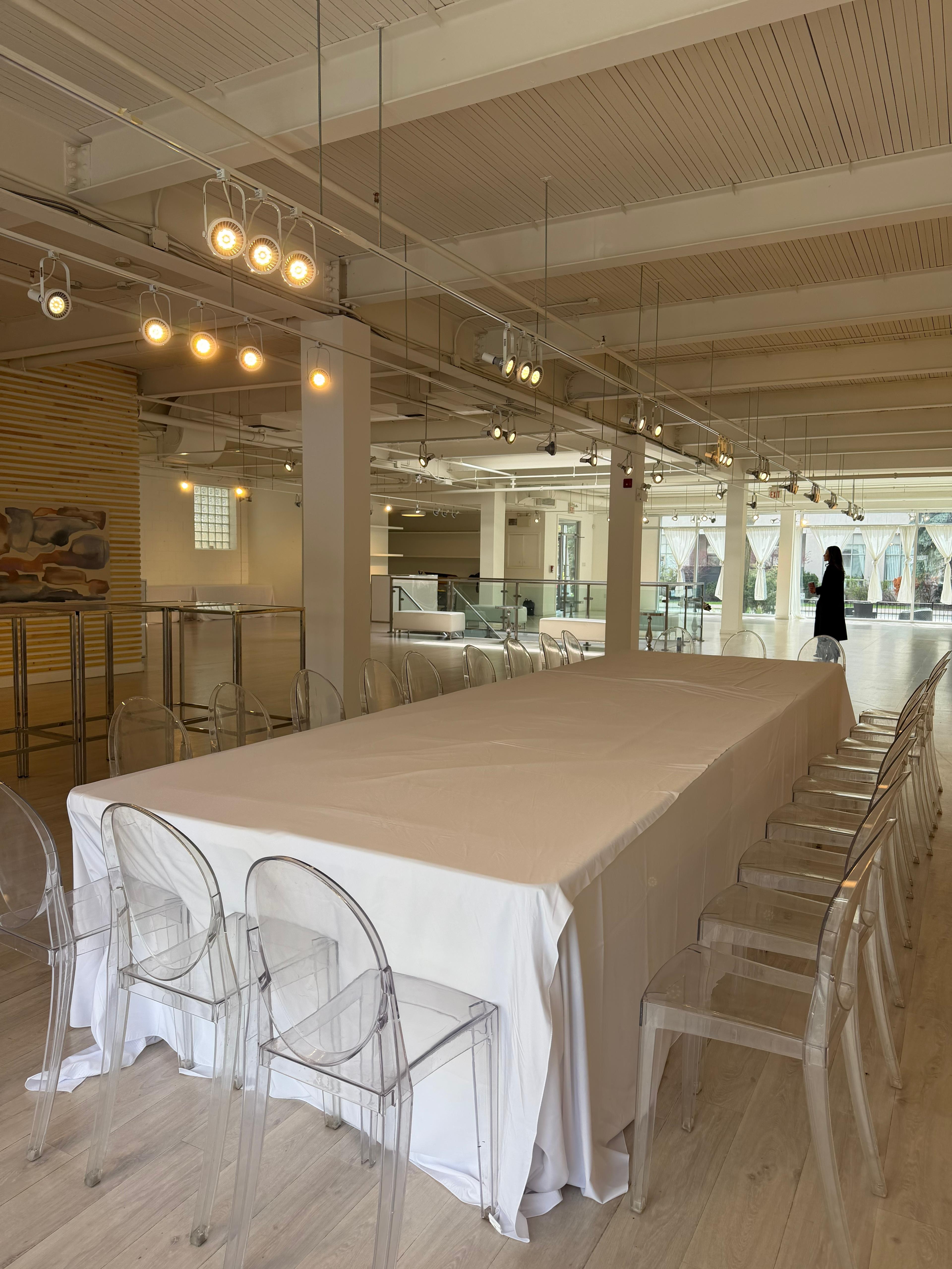 Vibrant Occasions - Rentals - Mississauga, Vancouver Island (photo 14)
