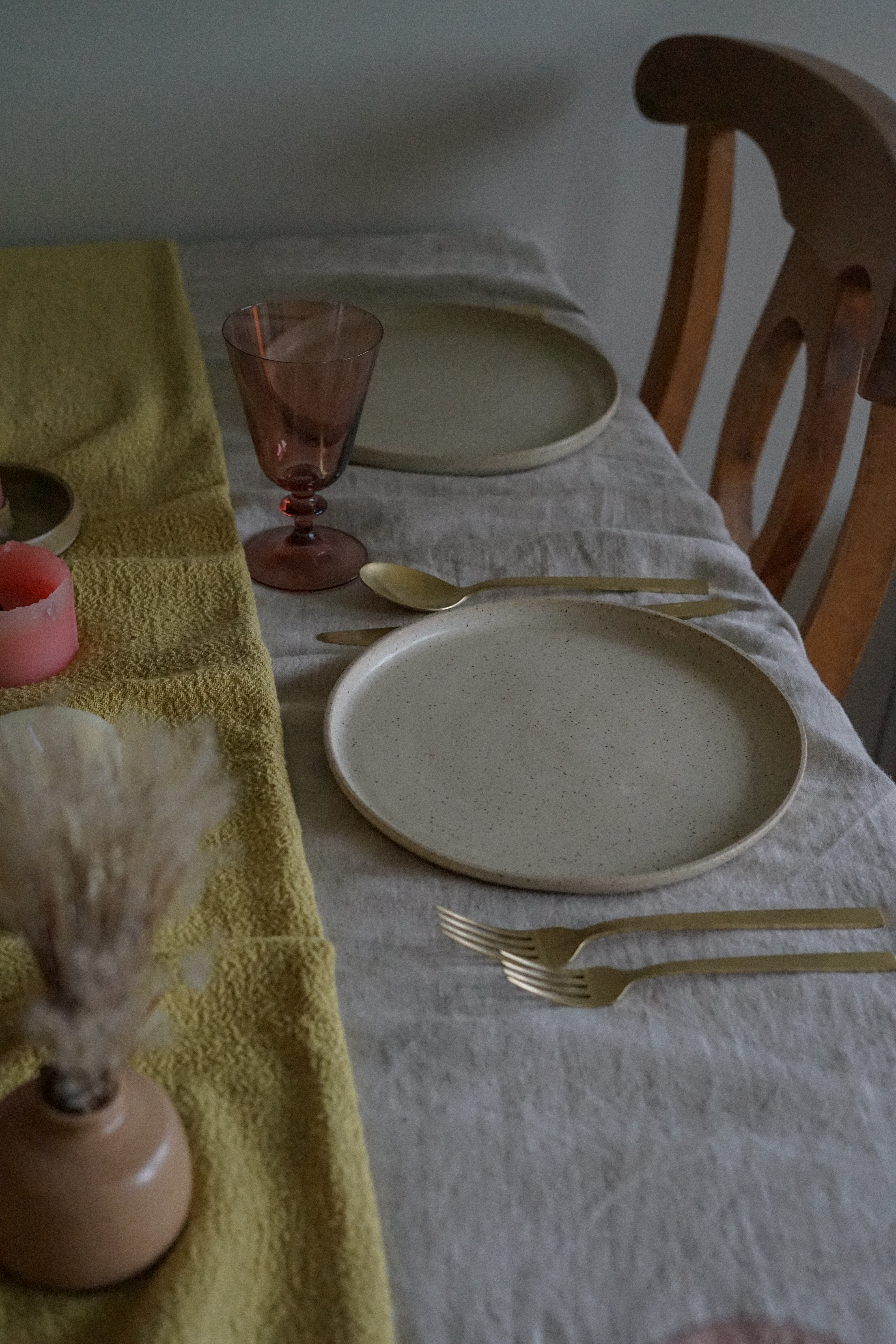 Moss & Minto Tableware