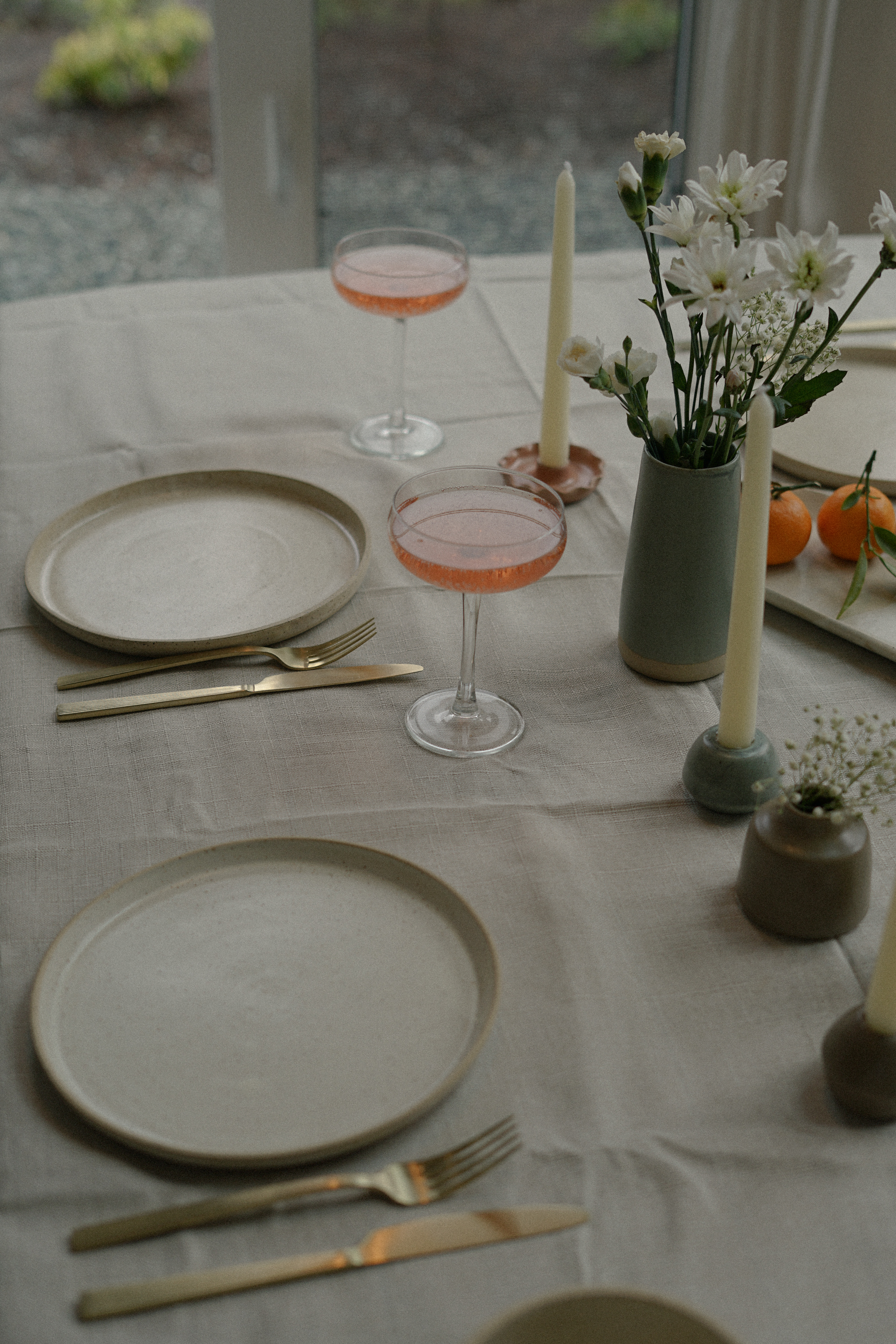 Moss & Minto Tableware