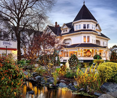 Pendray Inn & Tea House